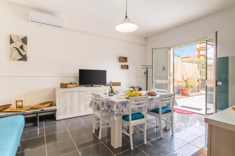 Distefano House Close To Sea