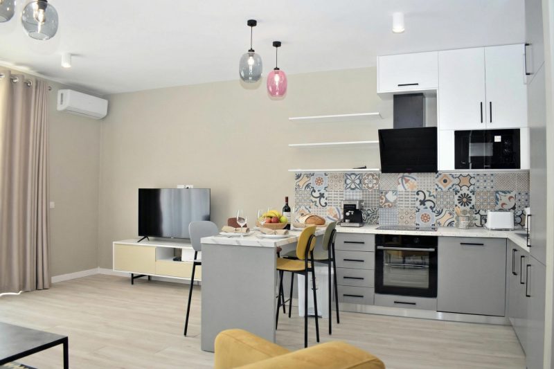 White Moon Apartment 301