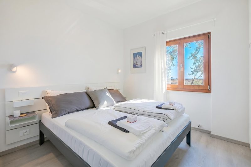 Relais Nanzello Garda Living 2 with Private Garden