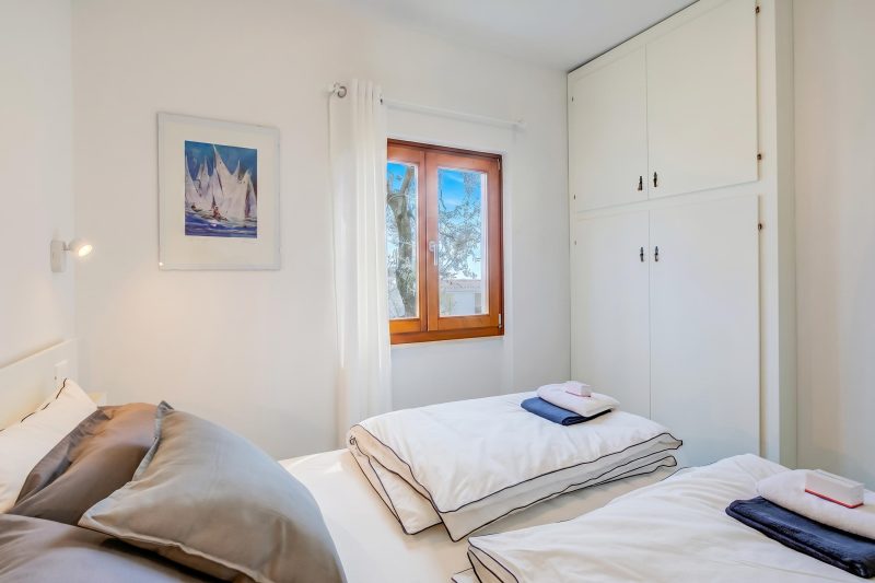 Relais Nanzello Garda Living 2 with Private Garden