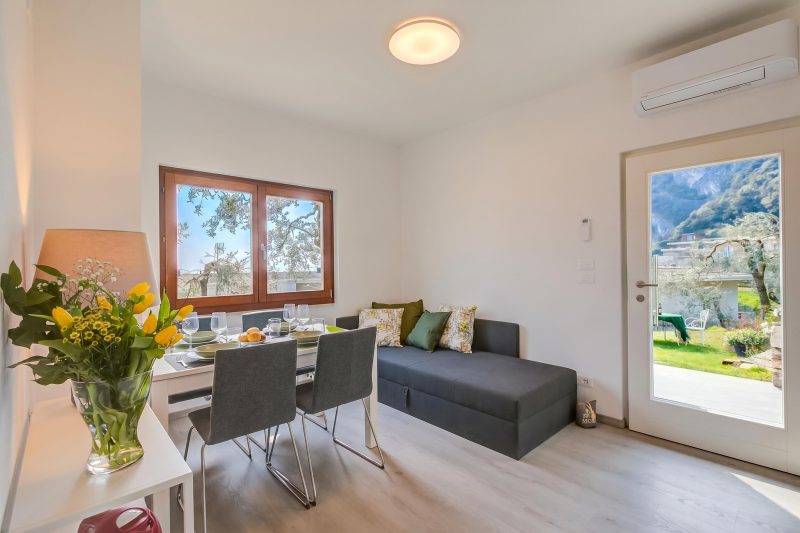 Relais Nanzello Garda Living 2 with Private Garden