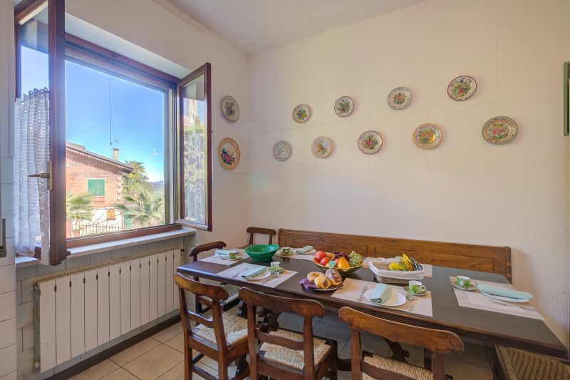 Blooming Villa Cos with Garden and Lake View