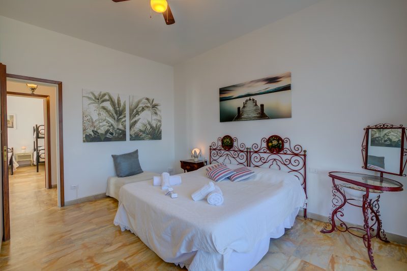 Blooming Villa Cos with Garden and Lake View