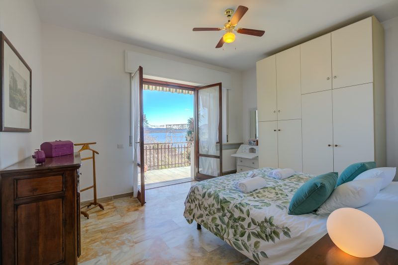 Blooming Villa Cos with Garden and Lake View