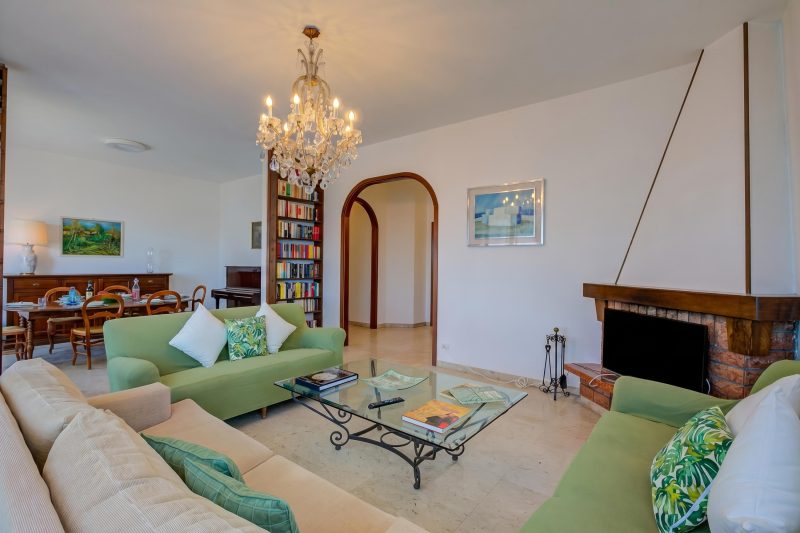 Blooming Villa Cos with Garden and Lake View
