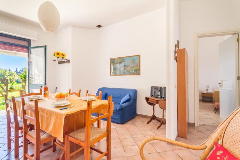 Villetta Fina Bella with Parking near Beach