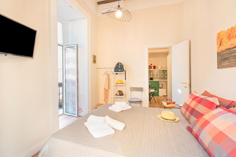 Miss Ren's Home