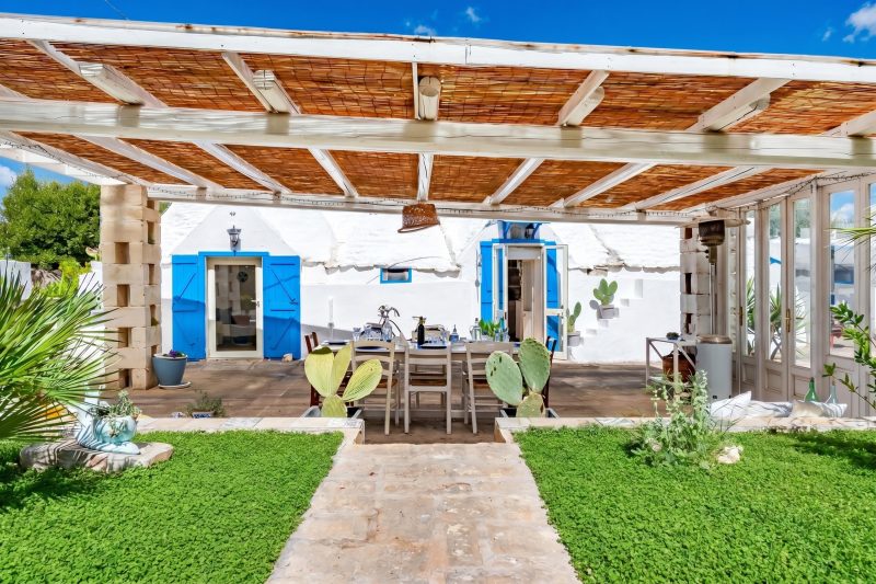 Trullo Nicolò With Pool Martina Franca