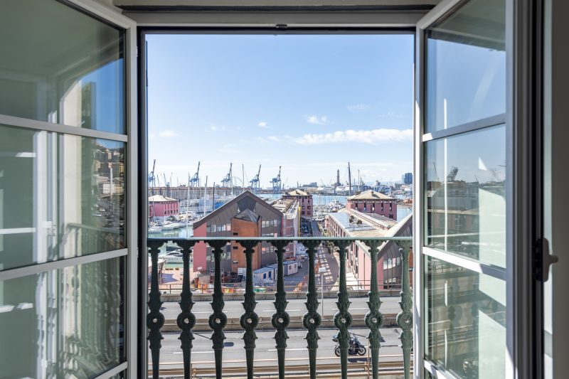 Sea View Apartment Next To Acquarium
