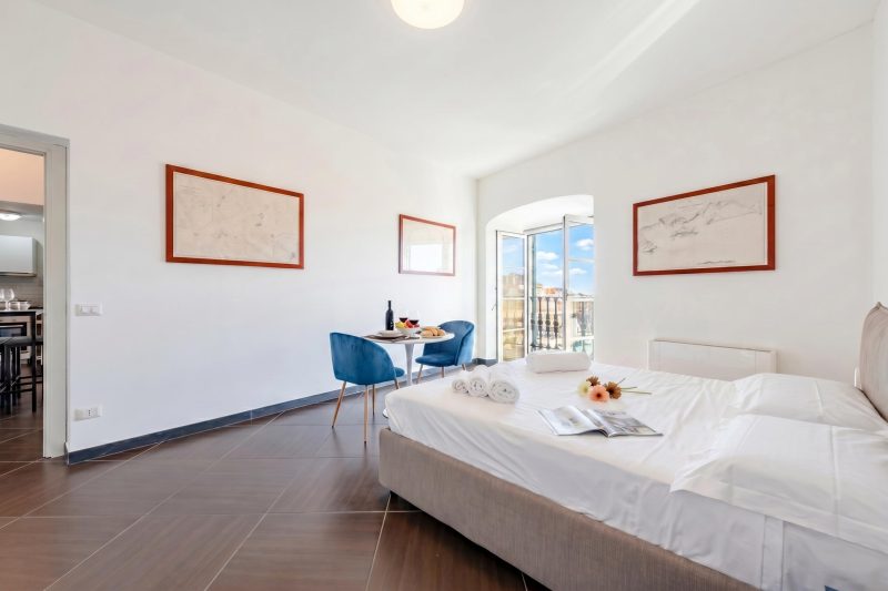 Sea View Apartment Next To Acquarium
