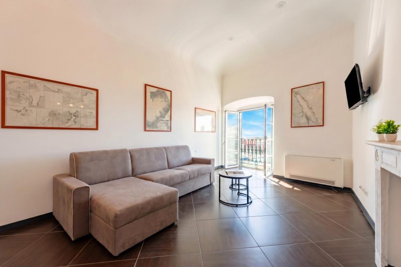Sea View Apartment Next To Acquarium