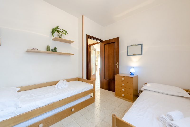 Peaceful Apartment with Terrace In Deiva Marina