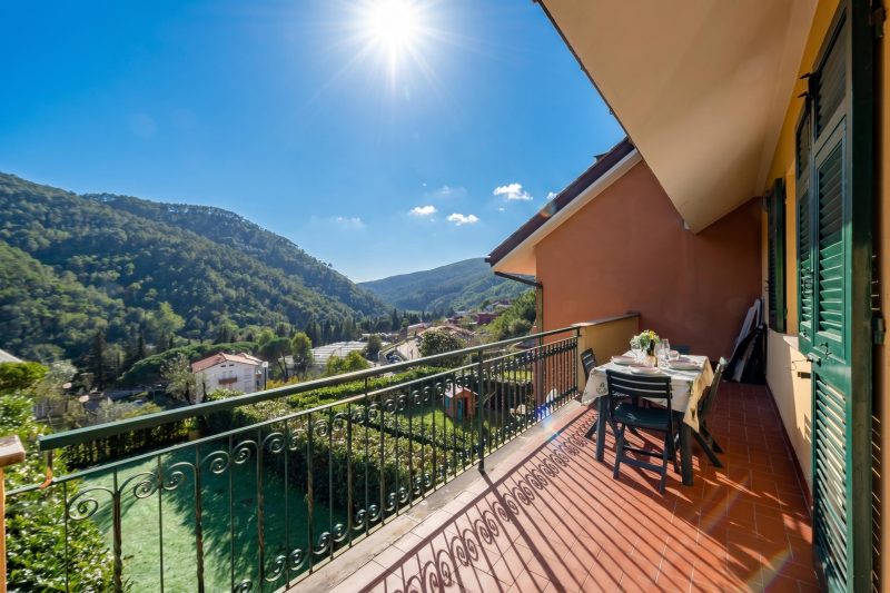 Peaceful Apartment with Terrace In Deiva Marina