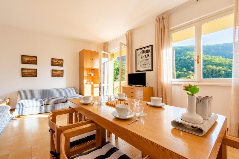 Peaceful Apartment with Terrace In Deiva Marina
