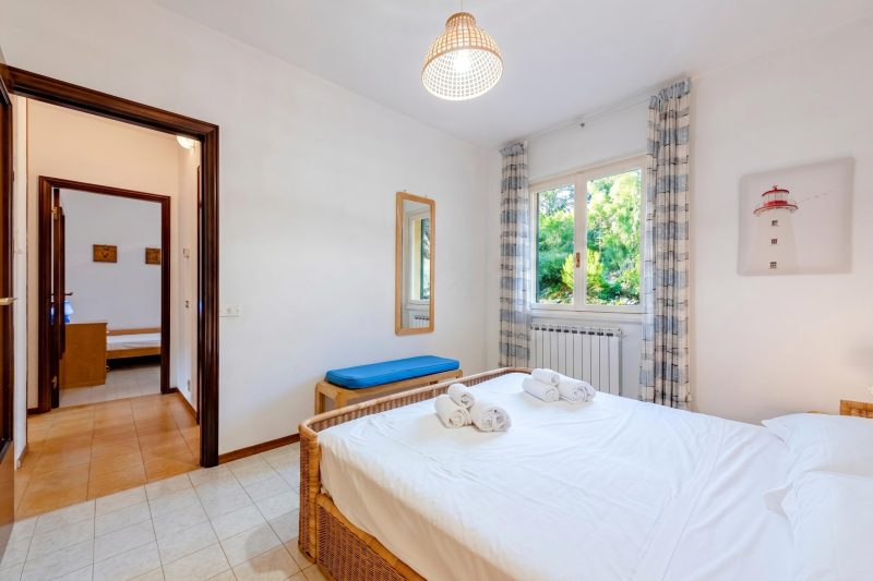 Peaceful Apartment with Terrace In Deiva Marina