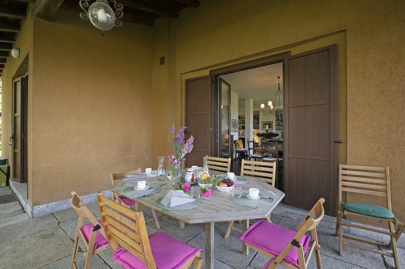 Three Lakes Villa Varese - Garden and Parking