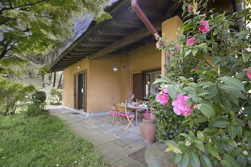 Three Lakes Villa Varese - Garden and Parking