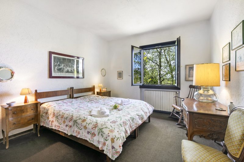 Three Lakes Villa Varese - Garden and Parking