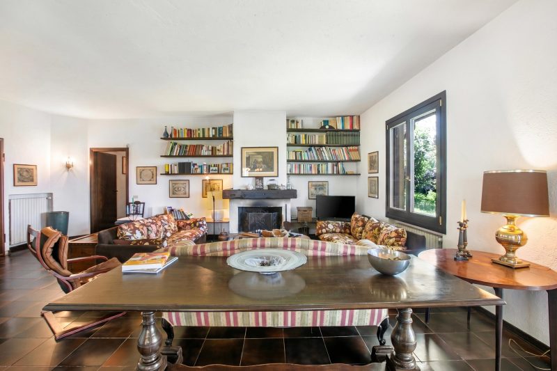 Three Lakes Villa Varese - Garden and Parking