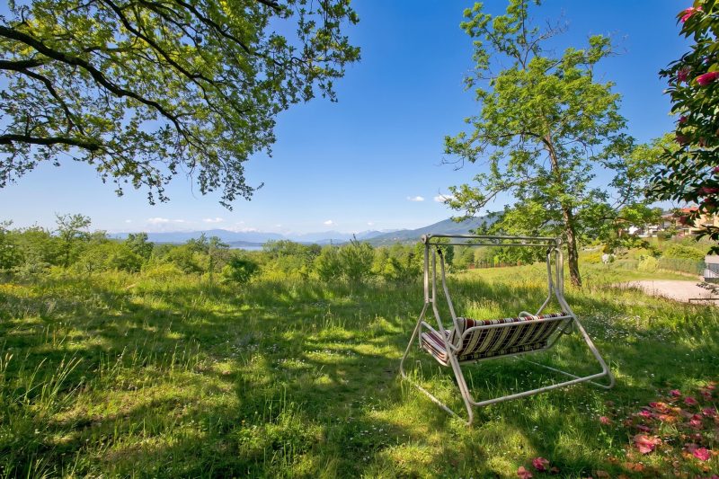Three Lakes Villa Varese - Garden and Parking