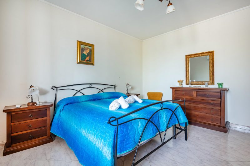 Porta Di Mare Apartment with Balcony and A/C
