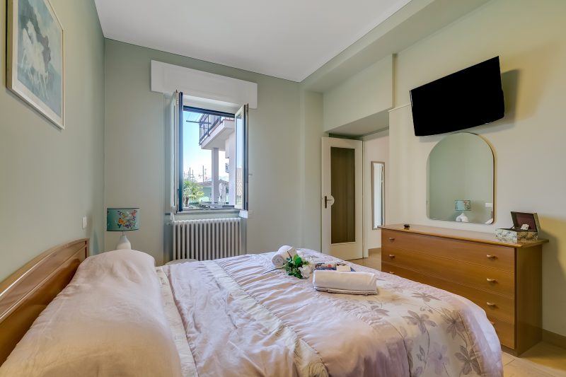 Il Giardino Di Dante Stresa Center: 2BR Terrace Apartment