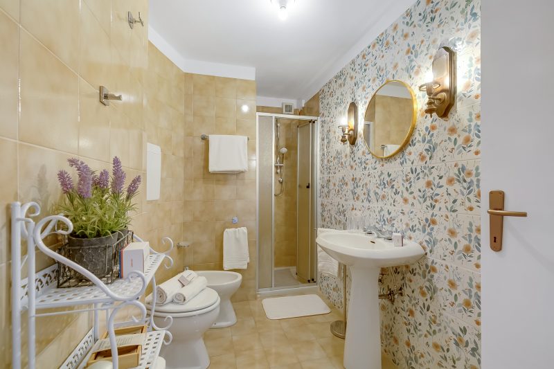 Il Giardino Di Dante Stresa Center: 2BR Terrace Apartment