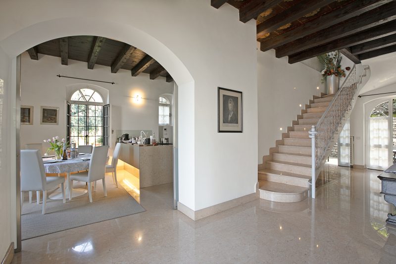 Villa Schlosser Lake Front & Private Pool