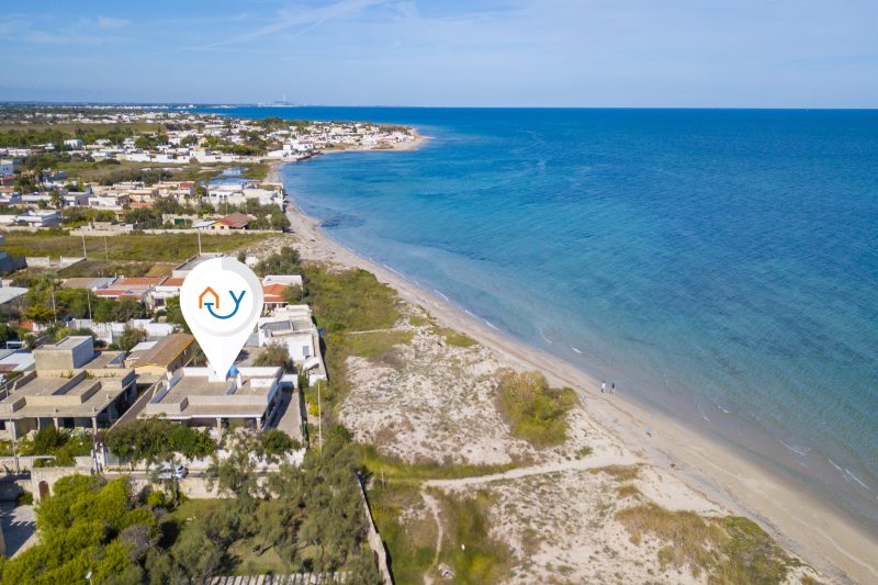 Villa Dei Fanti - Beachfront Villa with Garden