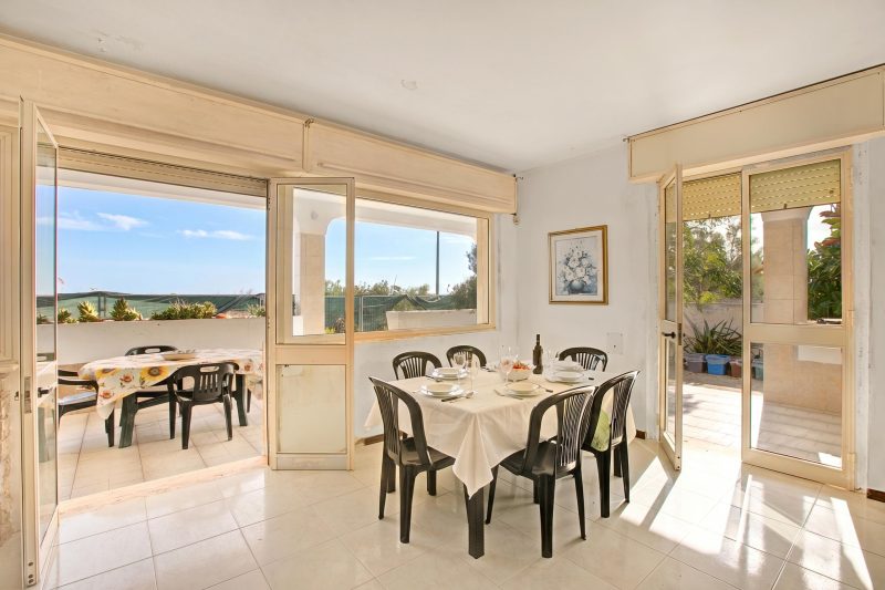 Villa Dei Fanti - Beachfront Villa with Garden