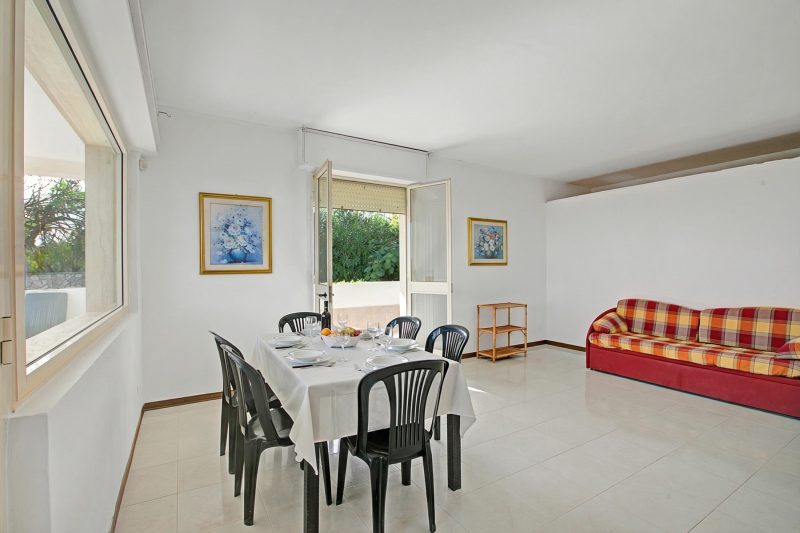 Villa Dei Fanti - Beachfront Villa with Garden
