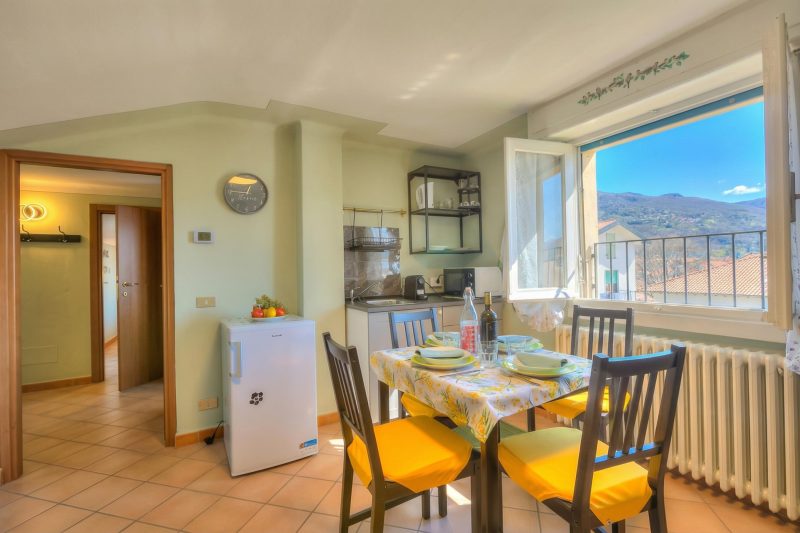 Petit Bijou De Stresa 2 mins to Lake Maggiore