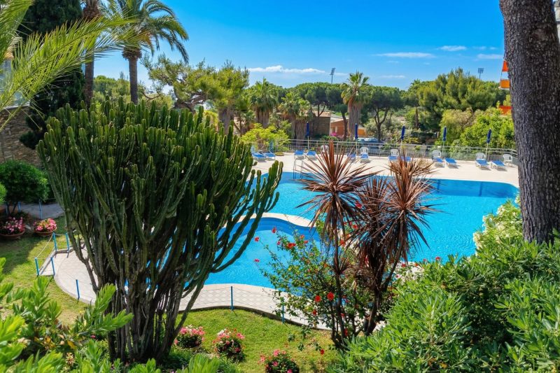 Bilocale Vista Mare con Piscina SeaView Balcony + Pool