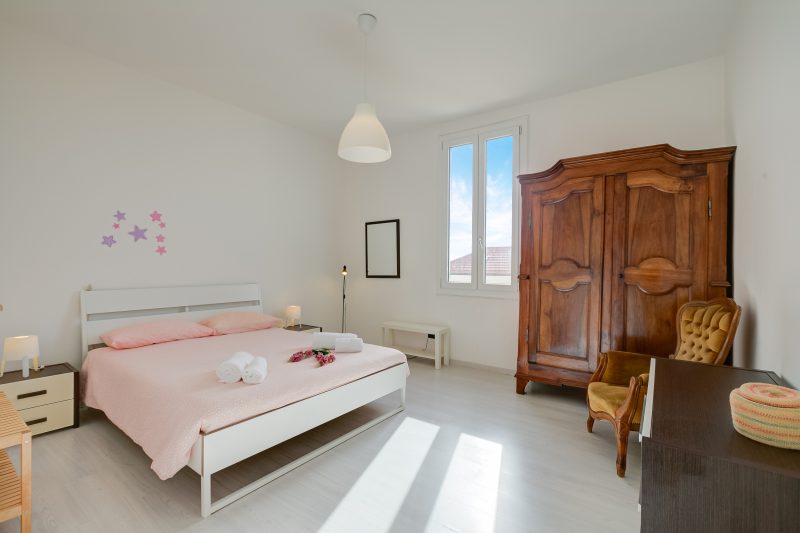 Serendipity Spiaggia E Porto Sole with Balcony and Parking