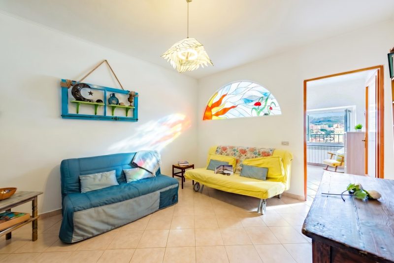 Kimera Del Parasio Historic Apartment for 4