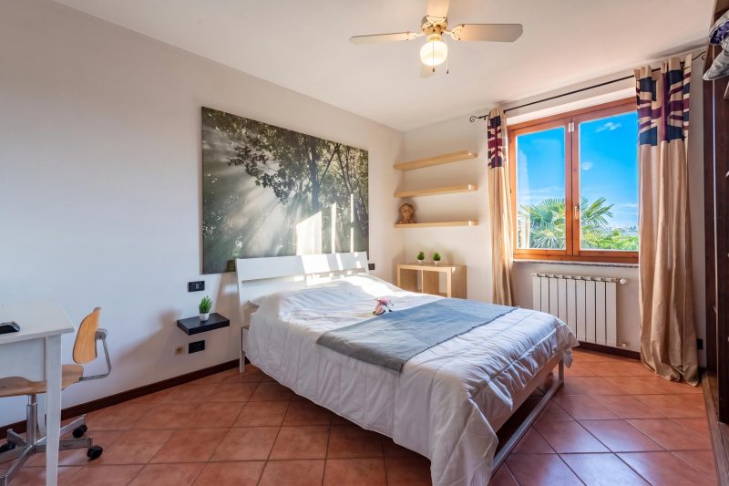 HomeSweetHome Lake-View Villetta a schiera with Garden
