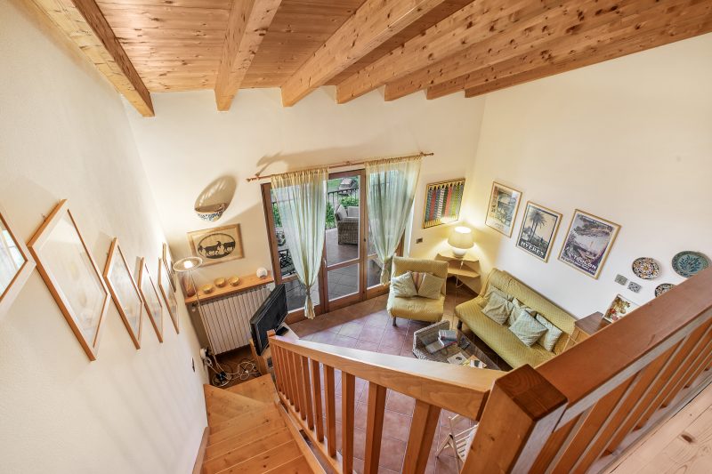 Grotten Loft with lake view & pool