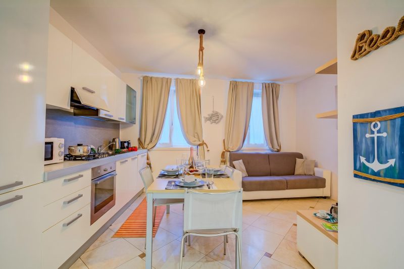 Heart Of Riva - 100m From The Lake Garda