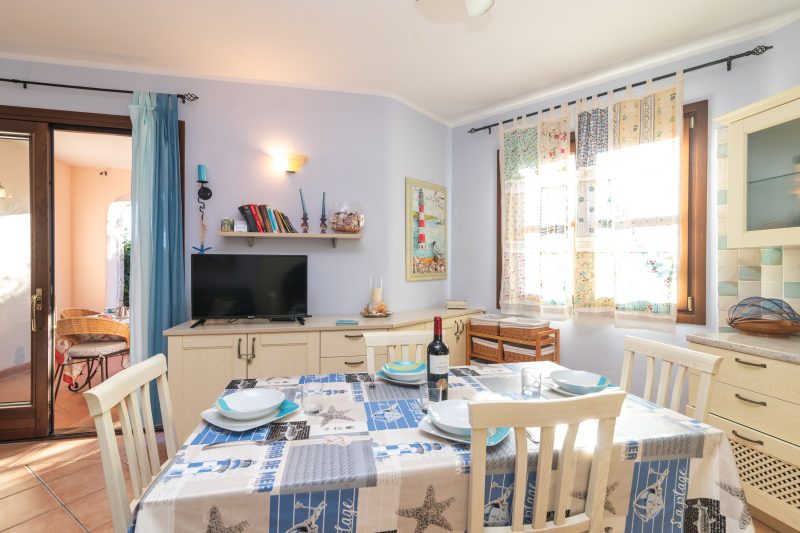 Il Borgo C8 700m From The Beach