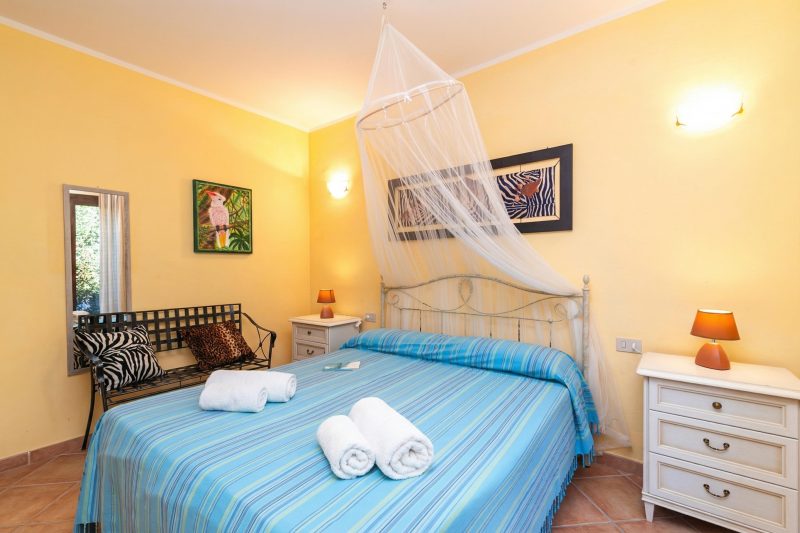 Il Borgo C8 700m From The Beach