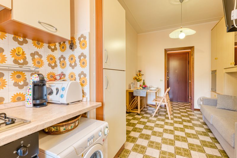 Il Rifugio - Town Center Apartment with Balcony