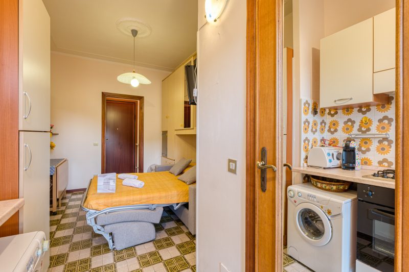 Il Rifugio - Town Center Apartment with Balcony