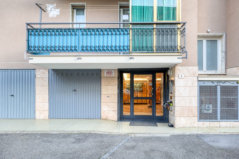 Il Rifugio - Town Center Apartment with Balcony