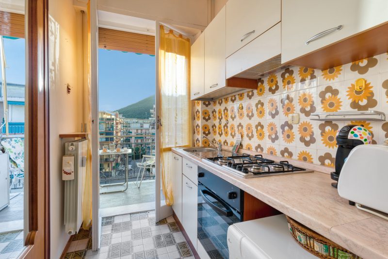 Il Rifugio - Town Center Apartment with Balcony