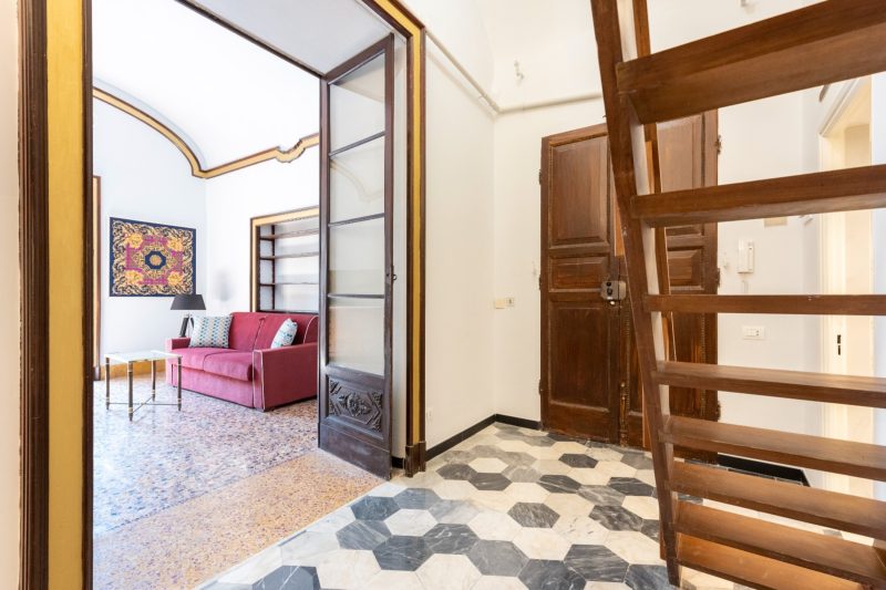 Charming  Apartment - Historic Center