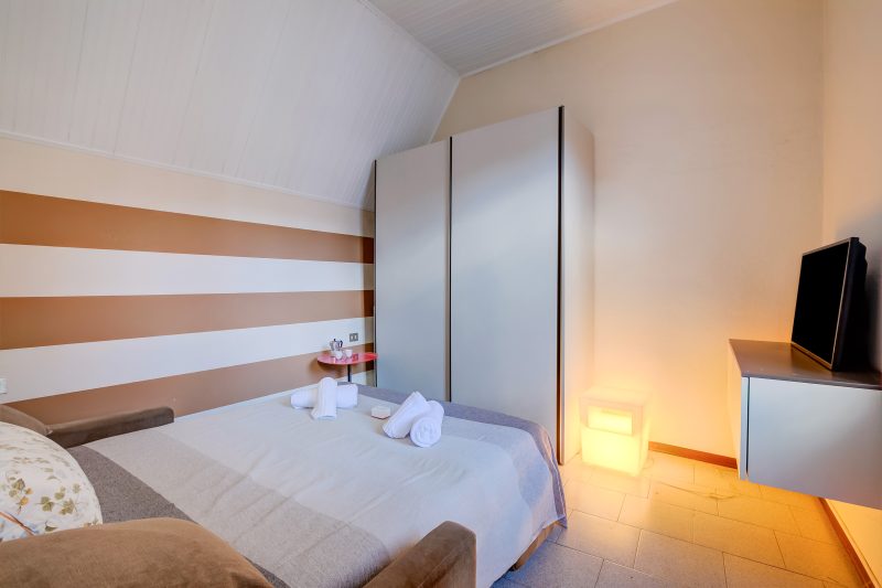 Apt. Gabriella: Studio in the Centre of Laveno