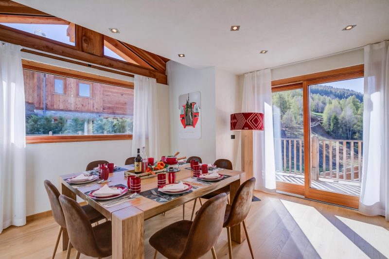 Chalet Merveille Ski In - Ski Out for 9