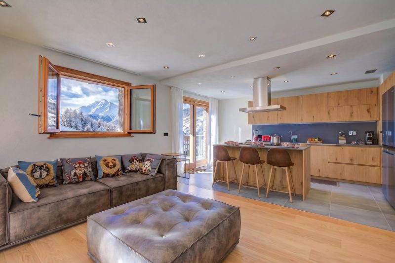 Chalet Merveille Ski In - Ski Out for 9