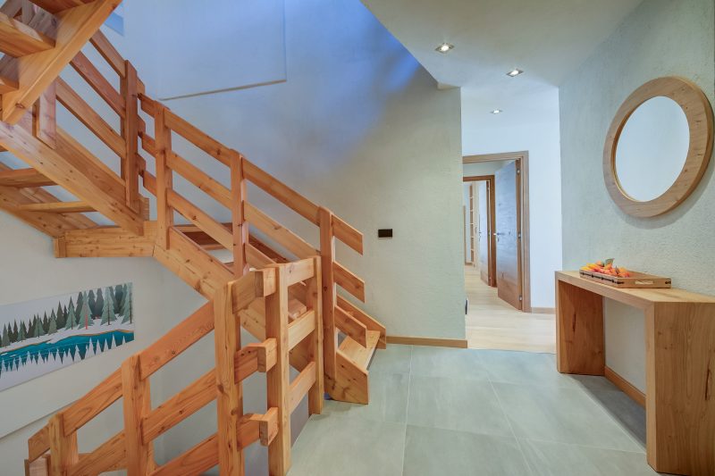 Chalet Merveille Ski In - Ski Out for 9