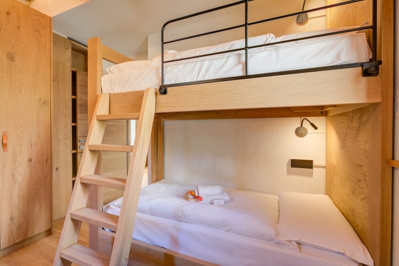 Chalet Merveille Ski In - Ski Out for 9
